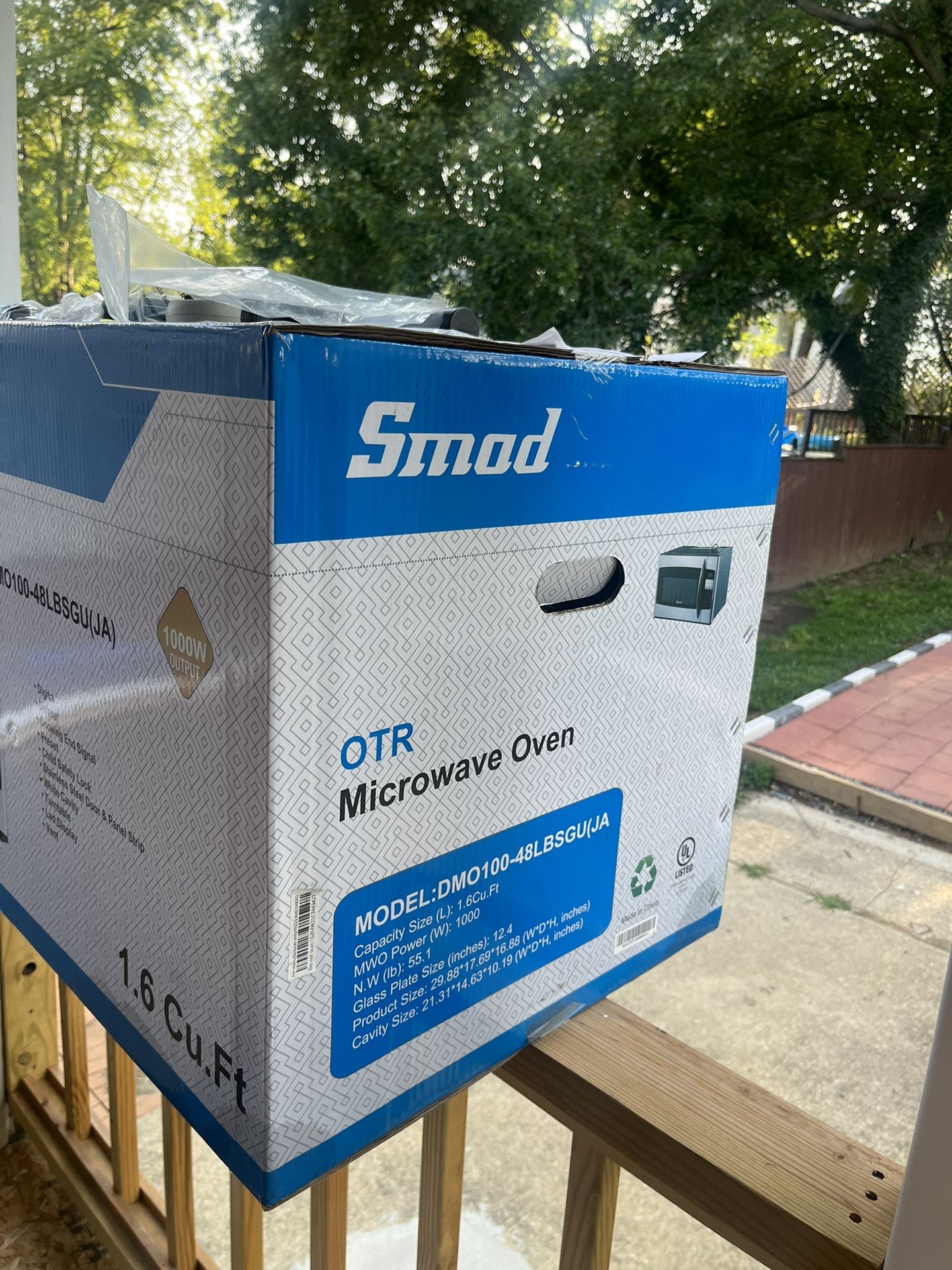 Microwave New Never Used 