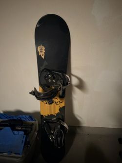Vision Oracle 154 Snowboard Package – $140 OBO