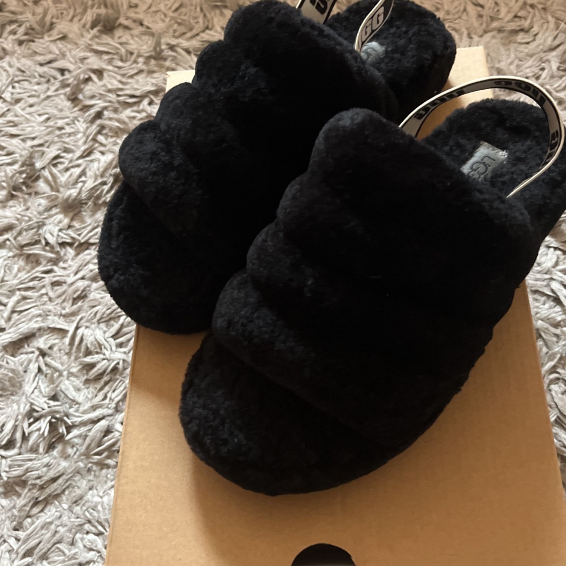 Big Kids Ugg Slippers