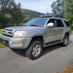 4th generation Toyota 4Runner part out only not for sale whole. 2003 150xxx miles
