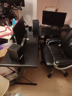 Glas desk and chair