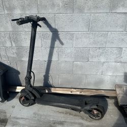 Scooter. As Is I Don’t Know If It Works. No Charger. Make Me A Offer 