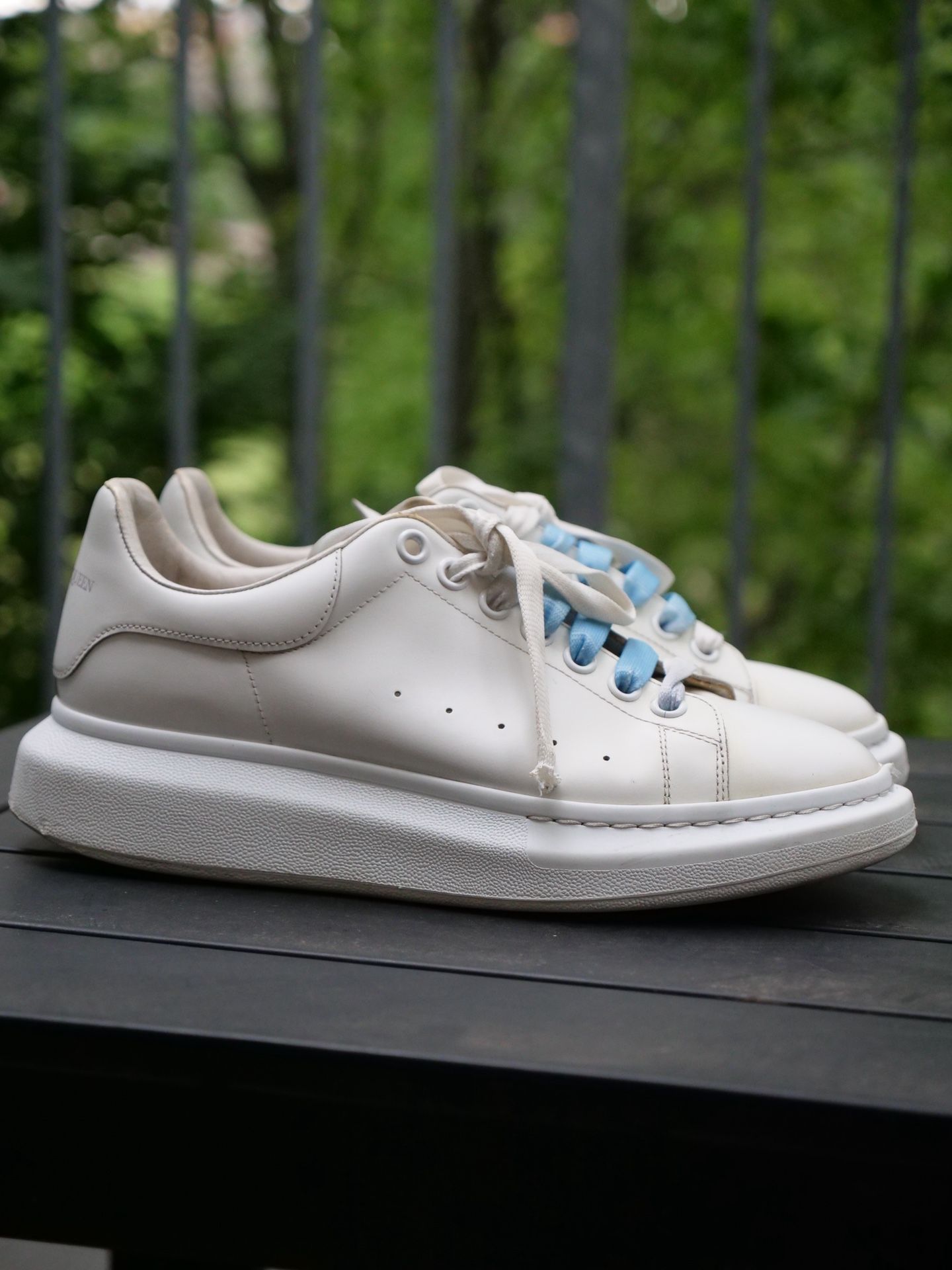 Alexander McQueen Sneakers 8.5