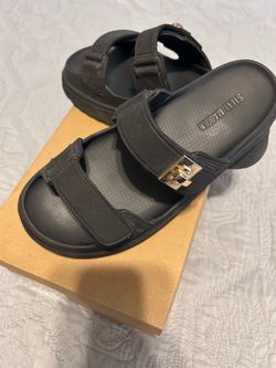 Steve Madden Sandals 9.0