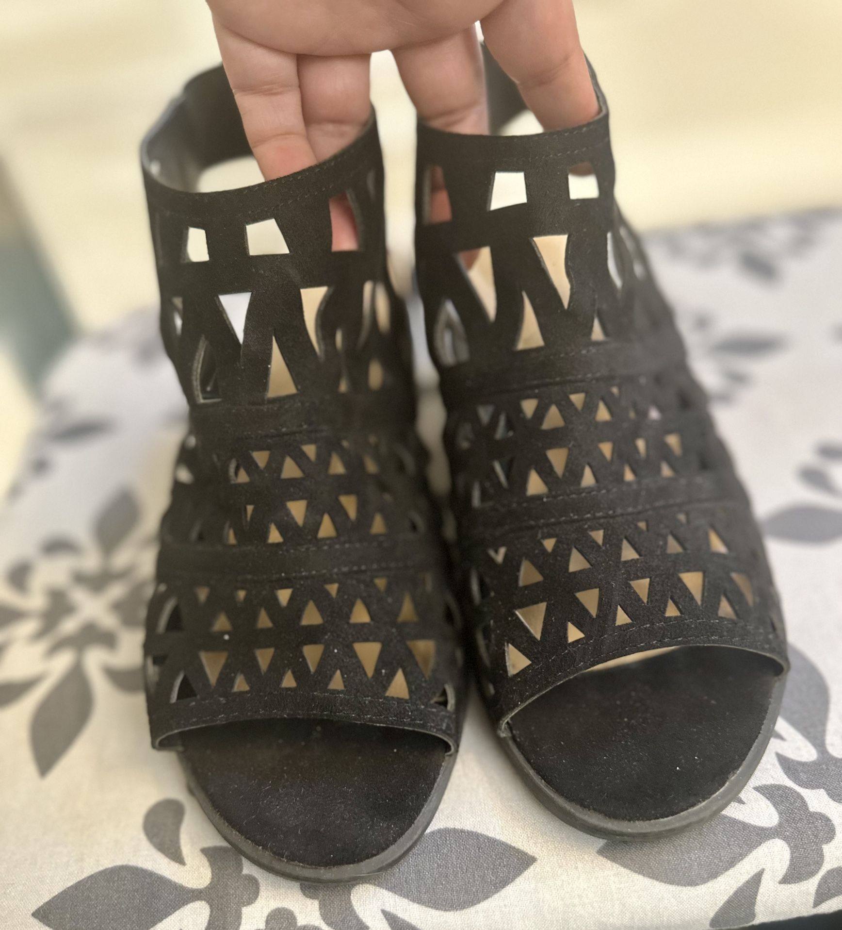 American Eagle 1inch Heels