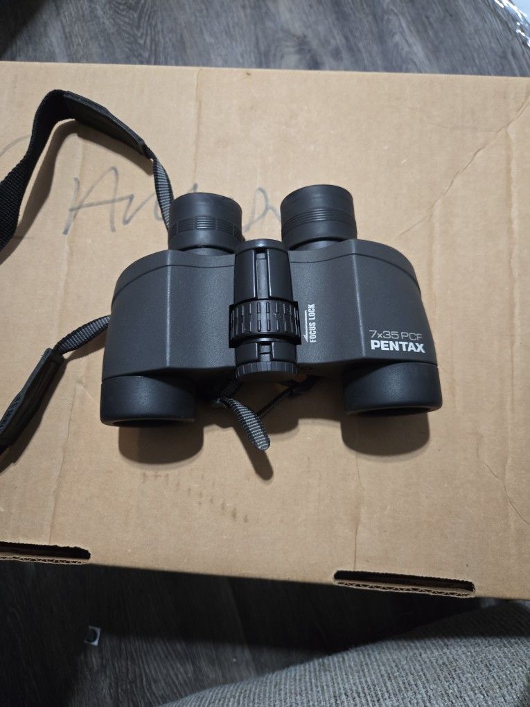 PENTAX BINOCULARS