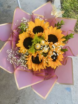 Ramo De Girasoles 🌻 ♥️🌻♥️🌻