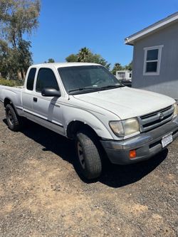 2000 Toyota Tacoma