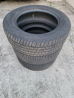 3 Michelin tires 275/60R20