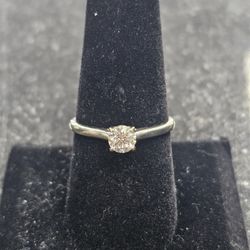 18kt WG Diamond Ring. (C-5) SIZE 8. TDW: .35ct ASK FOR RYAN. #4(contact info removed)856-01