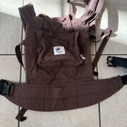 Ergo baby carrier 