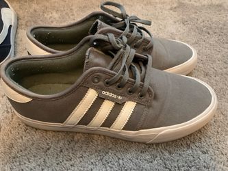10 mens Adidas as grey shoe