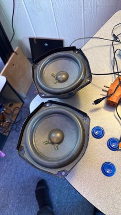 Free Bose lifestyle bass sub speaker