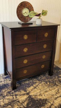TALL DRESSER