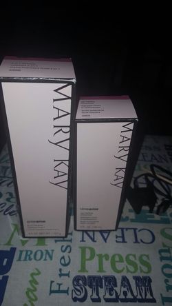 Mary Kay cleanser and face moisturizer for dry skin 15 each.