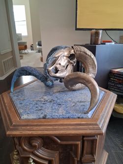 Rams Skull sculpture