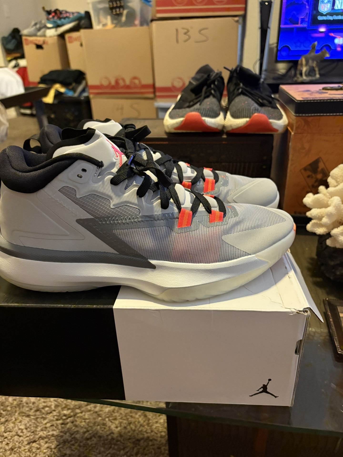 Nike Jordan Zion Size 13