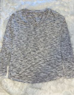 Women’s Lululemon Long Sleeve Top Size 6