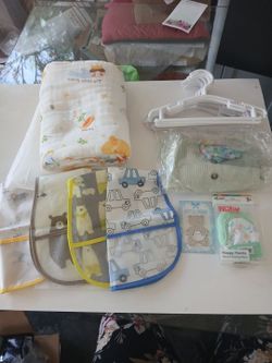 New baby boy neutral bundle gift