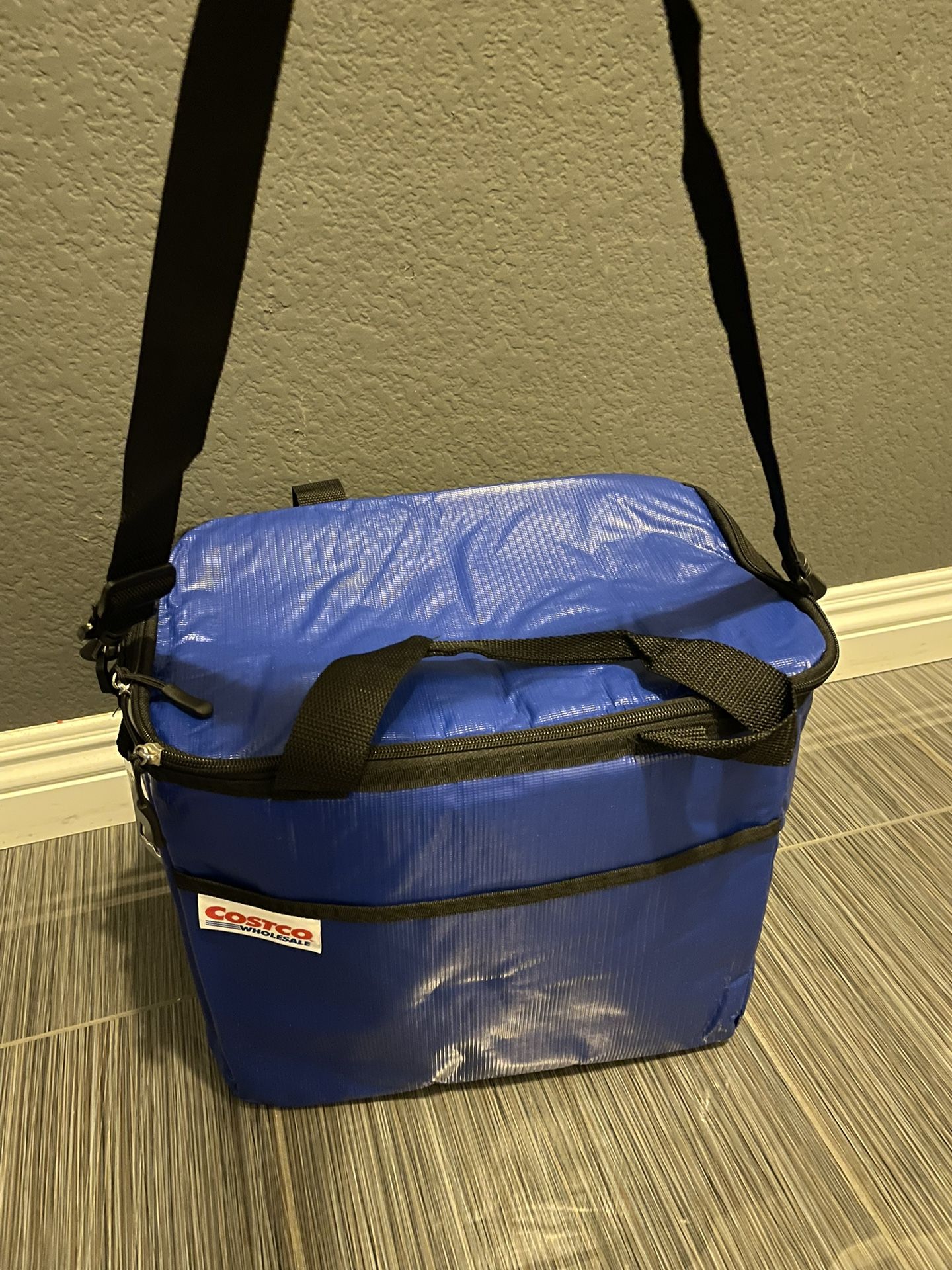 Costco Cooler Bag With Opener