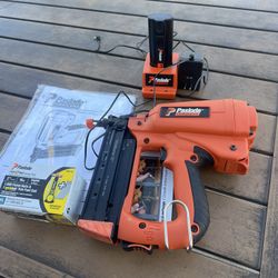 Paslode Cordless 18-Gauge Brad Nailer 