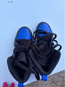 Kids Jordan 1s Blue/black size 11c