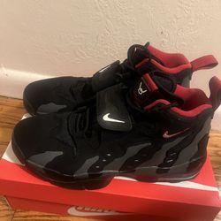 Size 10 Deion Sanders  Nike’s For Sale 60