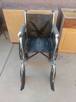 Whl chair on wheels
