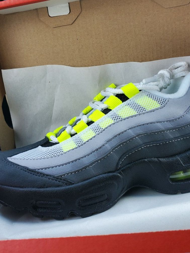 Kids AIR MAX 95 SIZE 13C