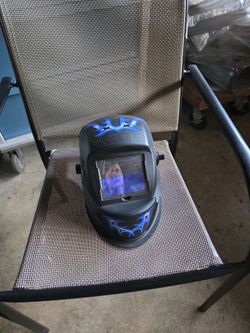 Instant flash welding helmet