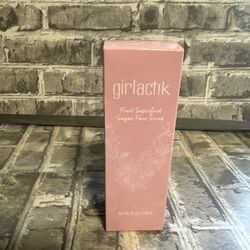 Girlactik Fruit Superfood Sugar Face Scrub 2.82 oz NIB 2B
