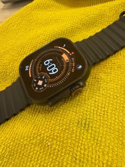 Apple Watch Ultra 2 - Black