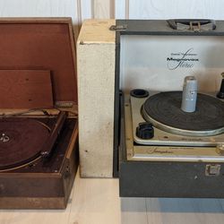 2 Vintage Antique Suitcase Tube Phonograph Record Players