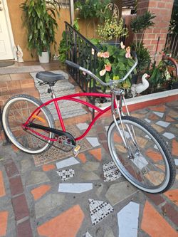 Schwinn Beach Cruiser