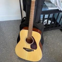 GREAT Condition Right-Handed Yamaha Acoustic Guitar, Padded Case, & Tuner