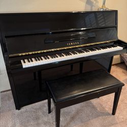 Yamaha P2E Upright Continental Console Piano $2,500