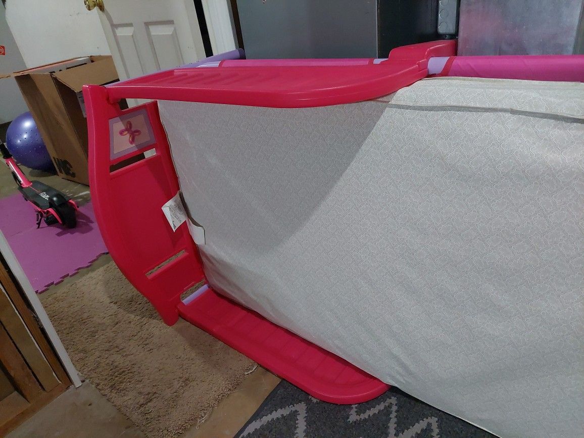 Minnie Toddlers Bed