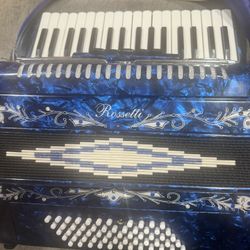 Rossetti Accordion 