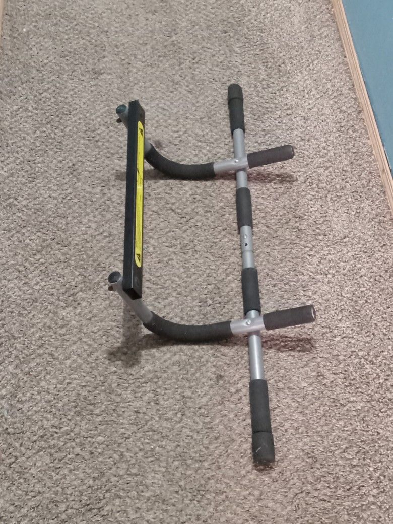 Exercise Pull Up Bar
