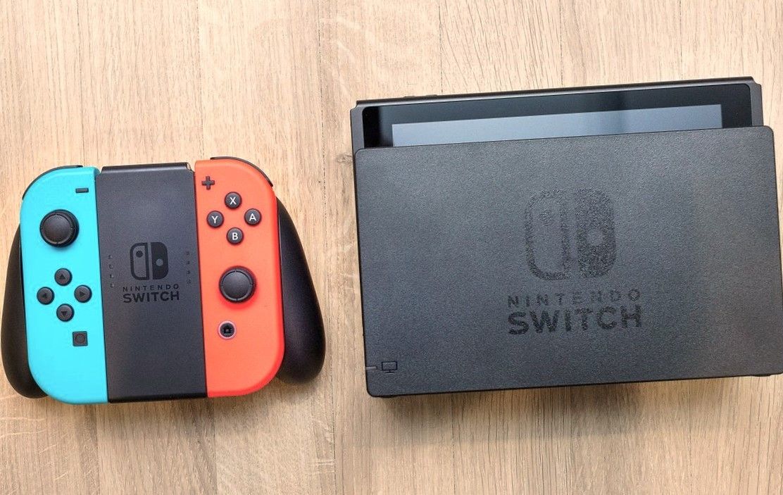 Nintendo Switch Dockable Console and Controllers