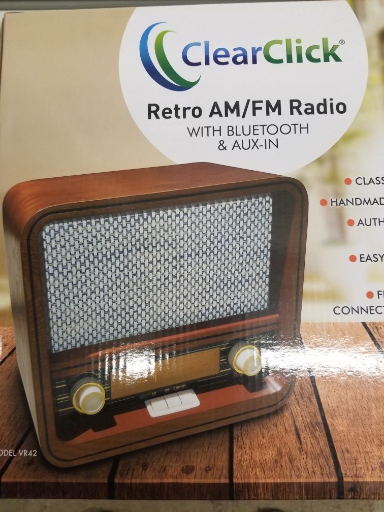 Retro Am/FM with radio and bluetooth