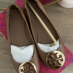 Tory Burch Size   5.5 