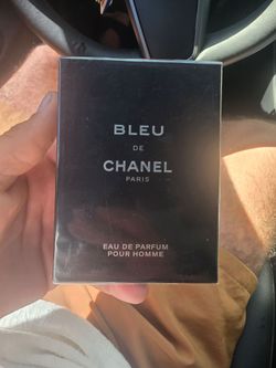 Men blue chanel