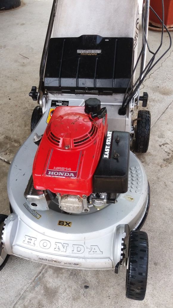 Honda hr214 Commercial lawn mower