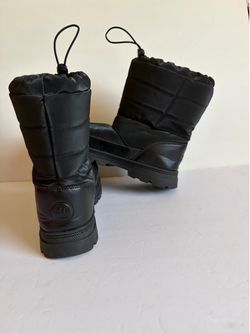BOTAS PARA HOMBRE PARA COOLER O LA NIEVE SIZE 9.