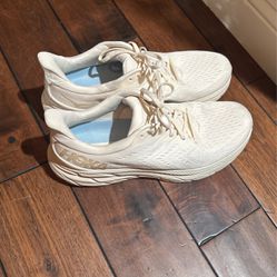 Hoka Men Running Shoes Size 13 for Sale in Santa Ana, CA - OfferUp