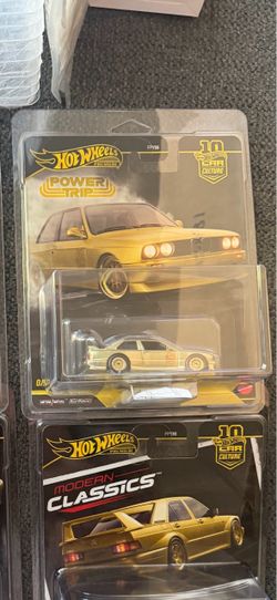 BMW gold chase