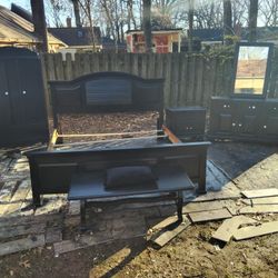 Remix Furniture 