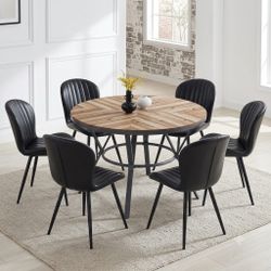 Brand new dining table with 6 chairs