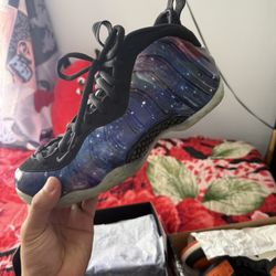 Supreme/ Shatterbackboards , Foams Size 10.5